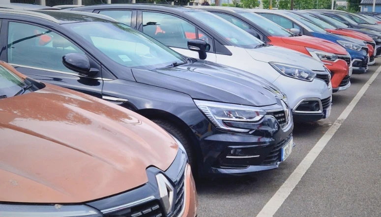 home used cars image